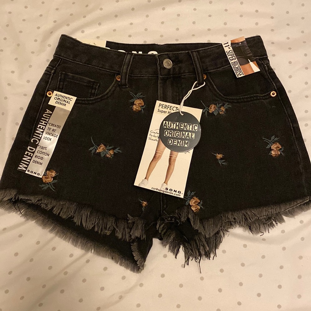 SONG Perfect Super High Rise Shorts
